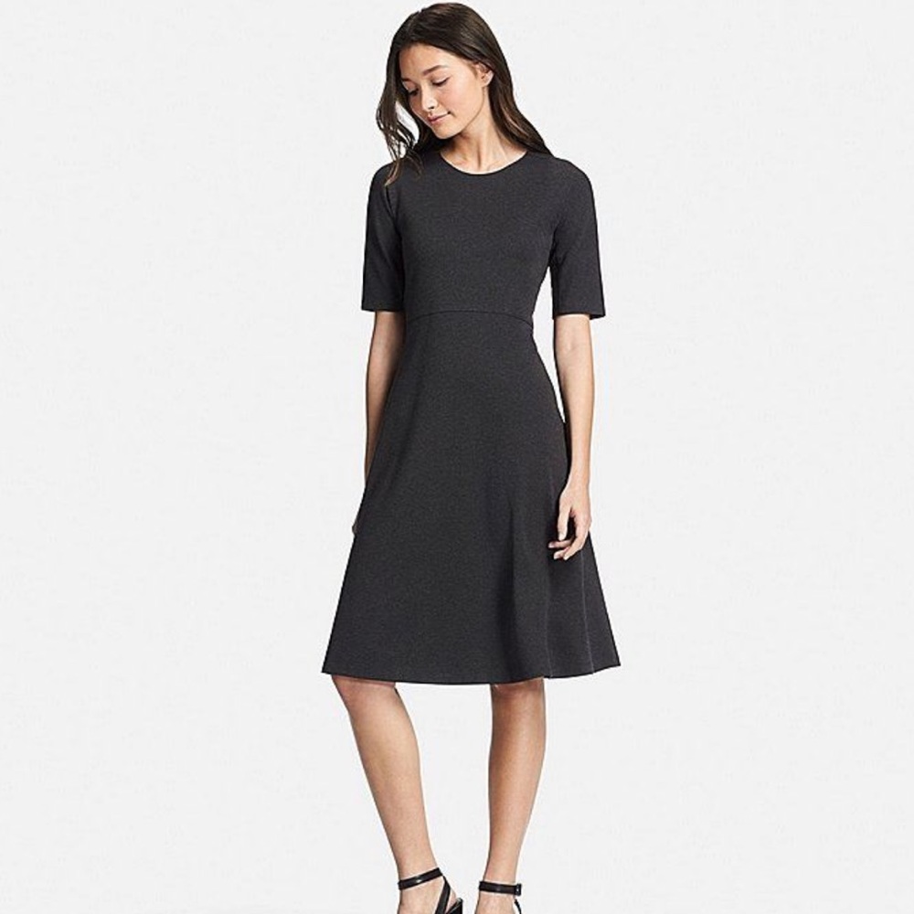 Uniqlo Ponte Flare Short Sleeve Dress - Dark Grey - Size L - NWT!